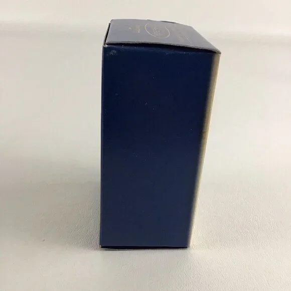 Hallmark Keepsake Christmas Ornament Cool Decade 2003 White Fox #4 New Vintage - Picture 4 of 6